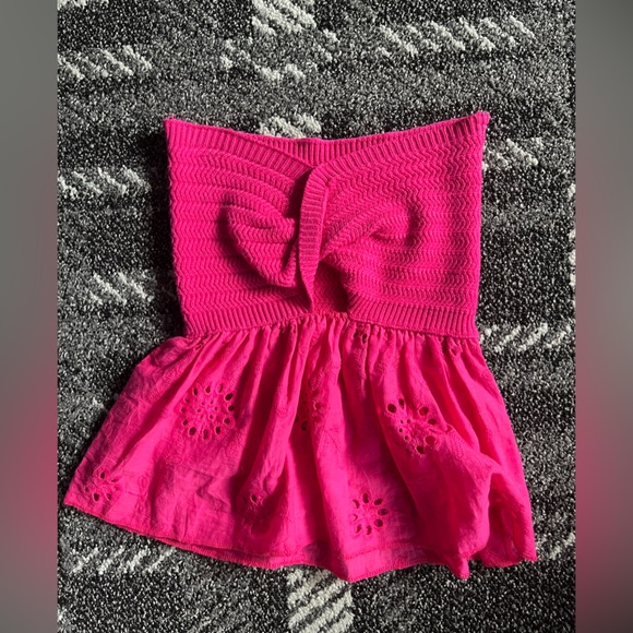 Pink eyelet top - Picture 1 of 1